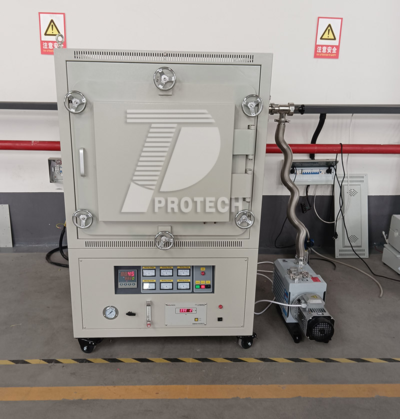 A high-temperature atmosphere furnace with a maximum temperature of 1700  (click on the image to view product details)